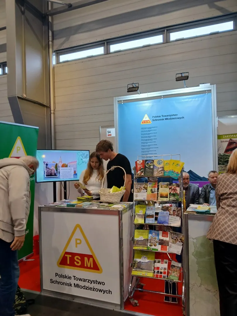 Polskie Towarzystwo Schronisk Młodzieżowych na targach „Tour Salon” w Poznaniu