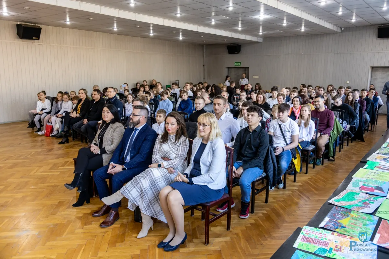Podsumowanie konkursów oraz Nadania Godności Członka Honorowego Polskiego Towarzystwa Schronisk Młodzieżowych